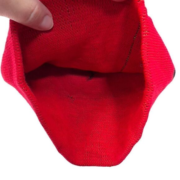 2005 NWT Men’s beanie skull cap Manchester United soccer - Picture 7 of 9